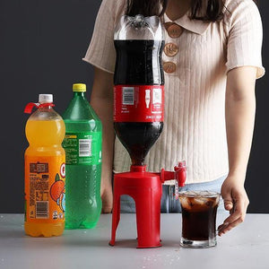 Nueva máquina de bebidas carbonatadas a presión de mano creativa extraña